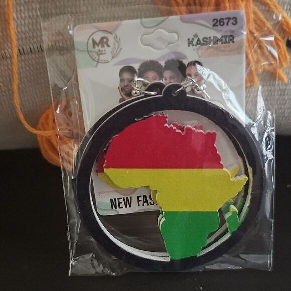 Africa Map Earrings - Black, Red, Yellow, Green - Picture 1 of 2
